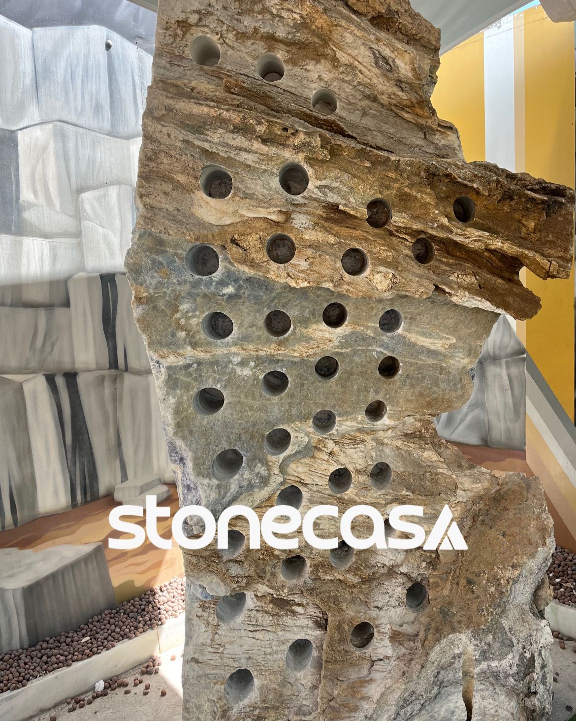 Adega Bedrock | A Era das Pedras Stone Casa® — Pedras Naturais Eco-Friendly Adega Bedrock — A Era das Pedras Stone Casa® eco-friendly